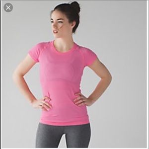Lululemon swift tech t shirt size 6, bright pink